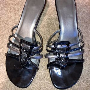 Small heel open toe shoe